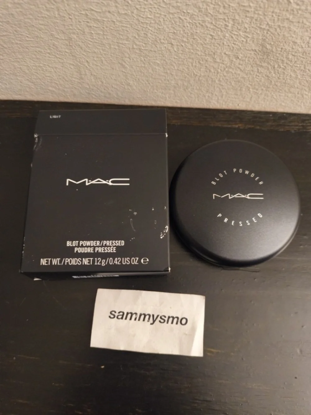 M.A.C. MAC Blot Powder Pressed LIGHT - READ DESCRIPTION
